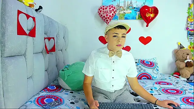 christopher Hot online show from 16, 2, 2026