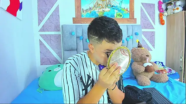 christopher Hot online show from 1, 4, 2026