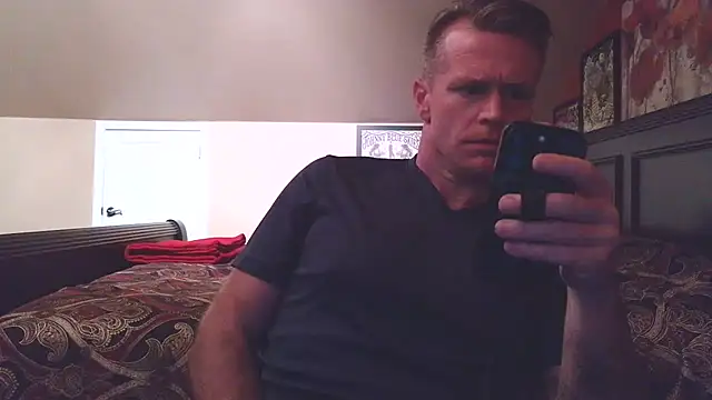 Snapshot of DILFiGuess11 chatting on 25, 6, 2026 DILFiGuess11 online show from 25, 6, 2026