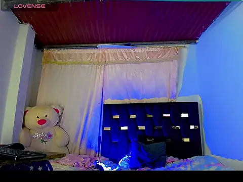 TheBlackwidows online show from 2, 11, 2025