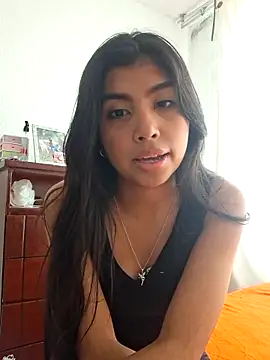 DianeSuns  online show from 17, 11, 2025