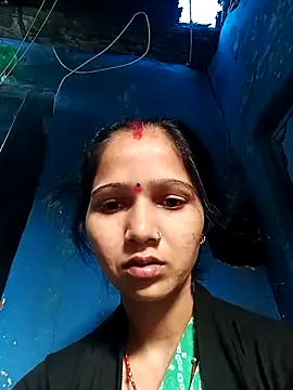 Jooli xx online show from 9, 10, 2025