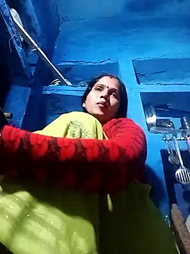 Jooli xx online show from 8, 1, 2026