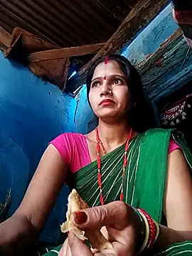 Jooli xx online show from 15, 2, 2026