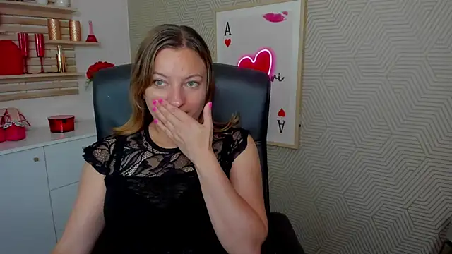 Snapshot of angelaSamt chatting on 6, 7, 2026 angelaSamt online show from 6, 7, 2026