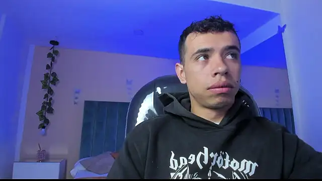 Muscle Scott online show from 1, 2, 2026