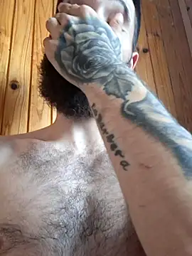 Snapshot of eetme827 chatting on 9, 11, 2025 eetme827 online show from 9, 11, 2025