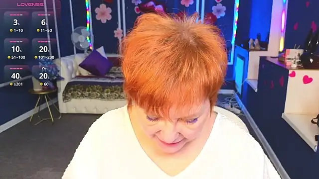 Kira Kenett online show from 9, 2, 2026