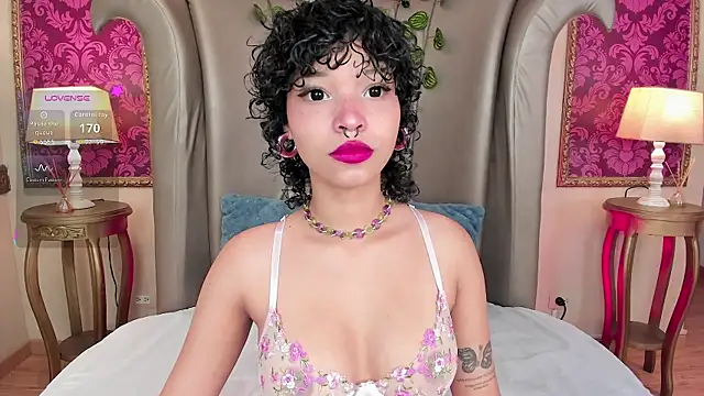 DaniCollinn  online show from 20, 12, 2025