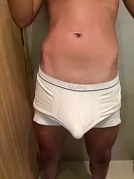 Snapshot of oconnnel chatting on 11, 9, 2025 oconnnel online show from 11, 9, 2025