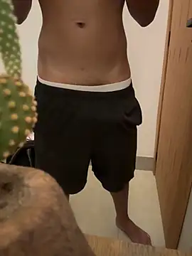 Snapshot of oconnnel chatting on 8, 10, 2025 oconnnel online show from 8, 10, 2025