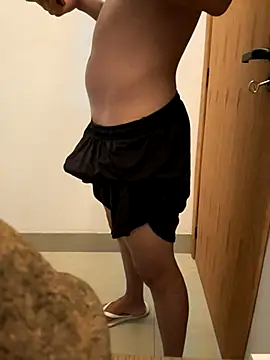 Snapshot of oconnnel chatting on 12, 10, 2025 oconnnel online show from 12, 10, 2025