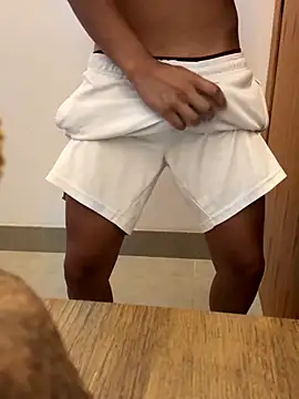 Snapshot of oconnnel chatting on 5, 11, 2025 oconnnel online show from 5, 11, 2025