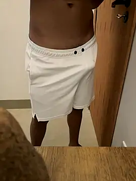 Snapshot of oconnnel chatting on 7, 11, 2025 oconnnel online show from 7, 11, 2025