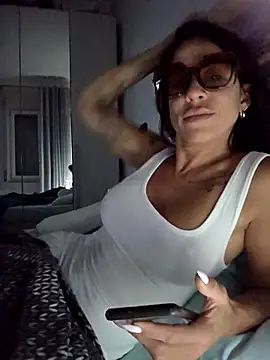 Snapshot of sexy7883 chatting on 7, 10, 2025 sexy7883 online show from 7, 10, 2025