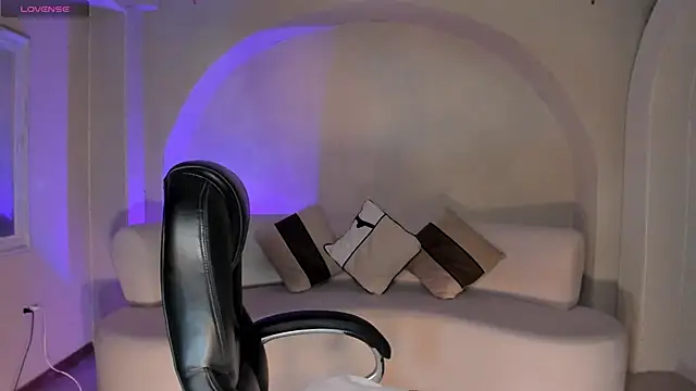 Snapshot of MayaMoretti_ chatting on 25, 2, 2026 MayaMoretti online show from 25, 2, 2026