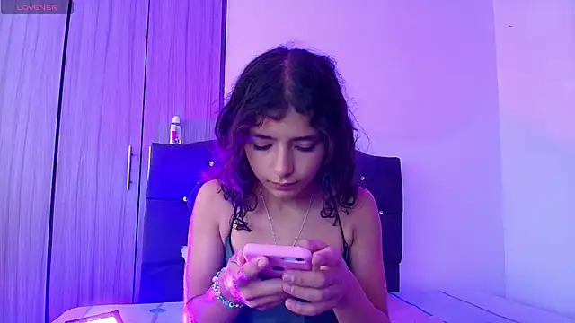 Snapshot of Ruby_Whispers chatting on 10, 9, 2025 Ruby Whispers online show from 10, 9, 2025