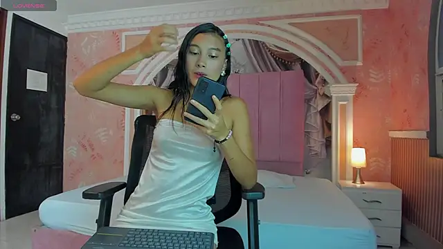 Ivy rae xxx online show from 25, 10, 2025