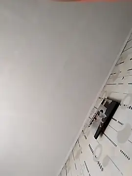 couplebest1 online show from 13, 9, 2025