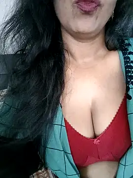 Deepa Sharma143 online show from 28, 3, 2026