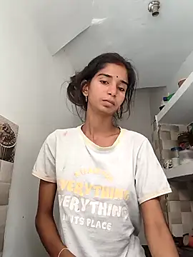 Hot-Soniya2 online show from 12, 9, 2025