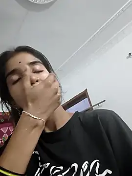 Hot-Soniya2 online show from 23, 9, 2025