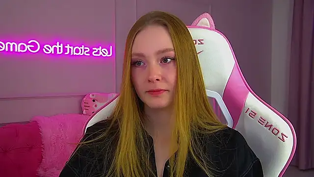 AgataFoxley online show from 24, 11, 2025