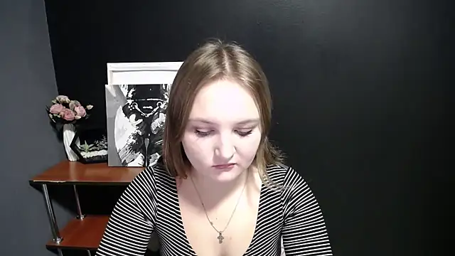 Snapshot of Mystic_nikole chatting on 26, 9, 2025 Mystic nikole online show from 26, 9, 2025