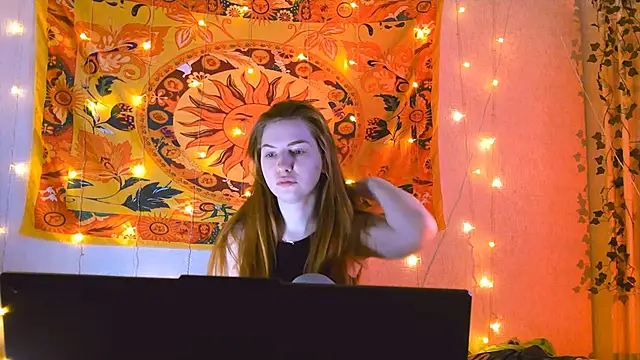 AliceCUNTach online show from 9, 4, 2026