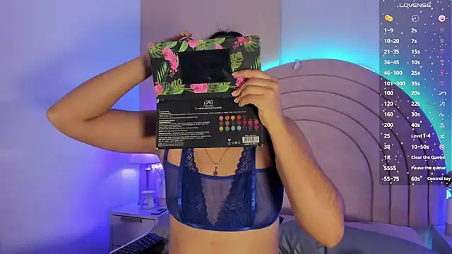 Snapshot of MarcelineTemptation chatting on 27, 9, 2025 MarcelineTemptation online show from 27, 9, 2025