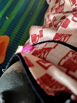 Hot lali 555 online show from 25, 2, 2026