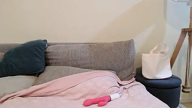 Snapshot of aussiepeaches chatting on 17, 1, 2026 aussiepeaches online show from 17, 1, 2026