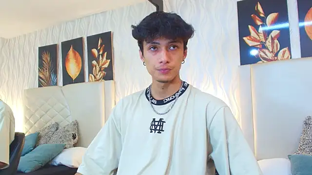 Lean Portman online show from 10, 11, 2025