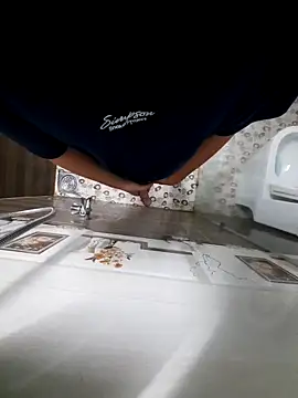 winter0cold  online show from 17, 10, 2025