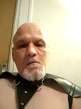 Snapshot of NacktDaniel chatting on 9, 10, 2025 NacktDaniel online show from 9, 10, 2025