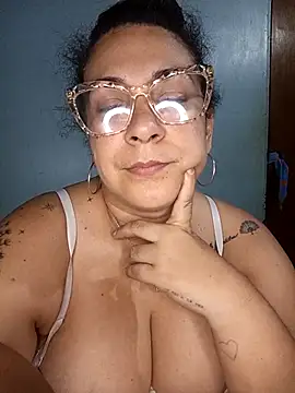 Snapshot of gitanadeluxe chatting on 23, 9, 2025 gitanadeluxe online show from 23, 9, 2025