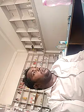 Snapshot of blackdick44 chatting on 11, 11, 2025 blackdick44 online show from 11, 11, 2025