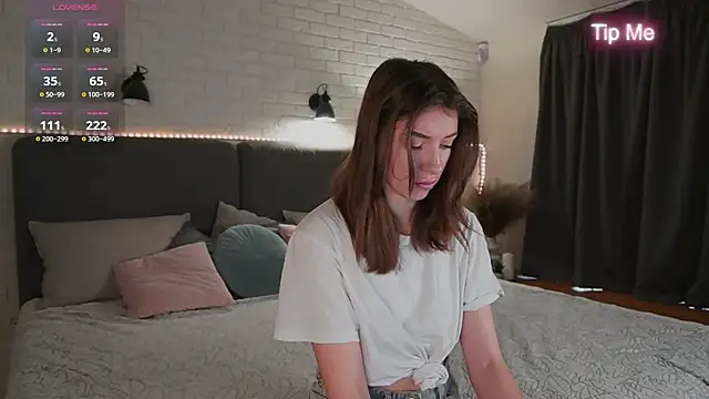 SweetVikki online show from 17, 2, 2026