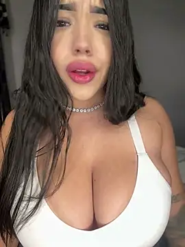 SofiaWildee online show from 16, 4, 2026