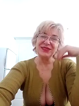 52MiaLove02 online show from 11, 2, 2026