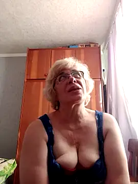 Snapshot of 52MiaLove02 chatting on 24, 6, 2026 52MiaLove02 online show from 24, 6, 2026