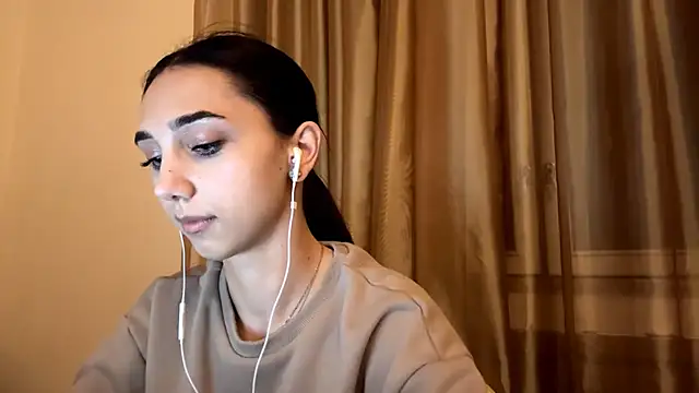 LinaMour online show from 12, 10, 2025