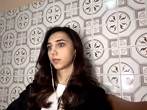 LinaMour online show from 9, 11, 2025