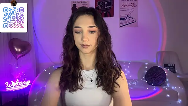 Snapshot of LinaMour chatting on 26, 5, 2026 LinaMour online show from 26, 5, 2026