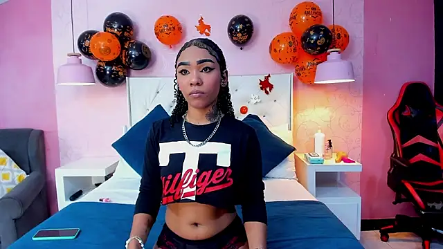 SkylerBloomm online show from 22, 10, 2025