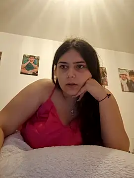 Snapshot of KatieLace chatting on 3, 10, 2025 KatieLace online show from 3, 10, 2025