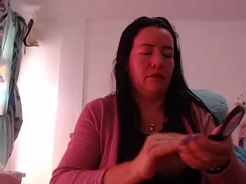 Snapshot of CRISTAL-999 chatting on 10, 9, 2025 CRISTAL-999 online show from 10, 9, 2025