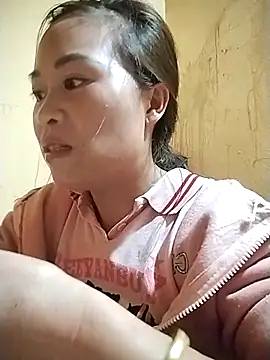 tuyetnhi-00 online show from 16, 10, 2025