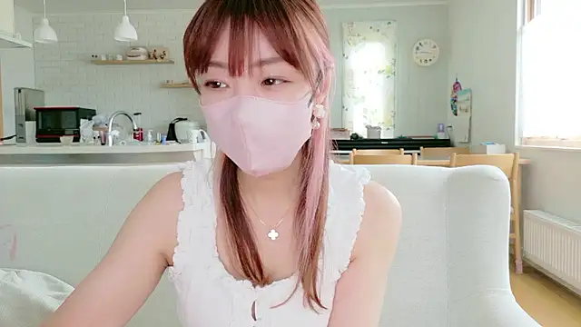 Snapshot of SUZU_1201 chatting on 19, 5, 2026 SUZU 1201 online show from 19, 5, 2026