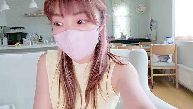 Snapshot of SUZU_1201 chatting on 9, 6, 2026 SUZU 1201 online show from 9, 6, 2026